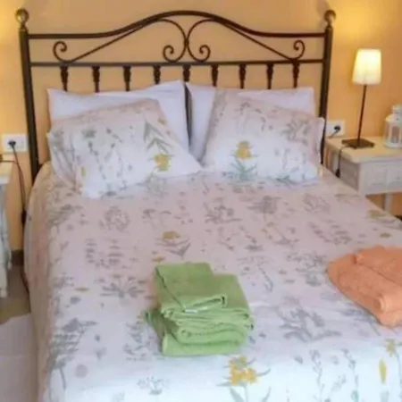 Сasa de vacaciones House - 2 Bedrooms With Wifi - 03773 *